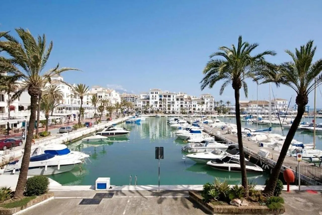 Bright Sea View Apartment with Pool in Casares